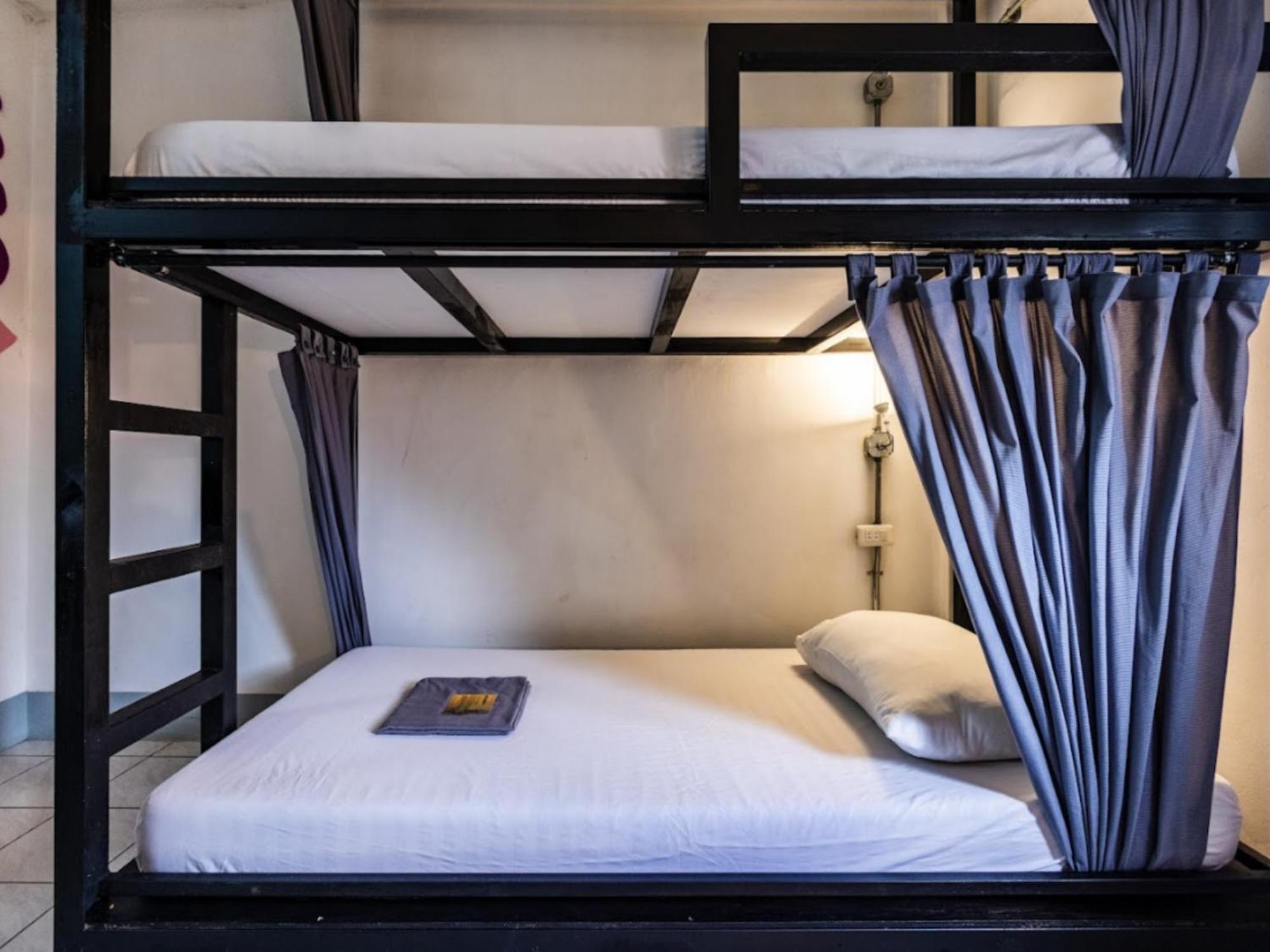 Mad Monkey Cebu City (Adults Only) Екстериор снимка