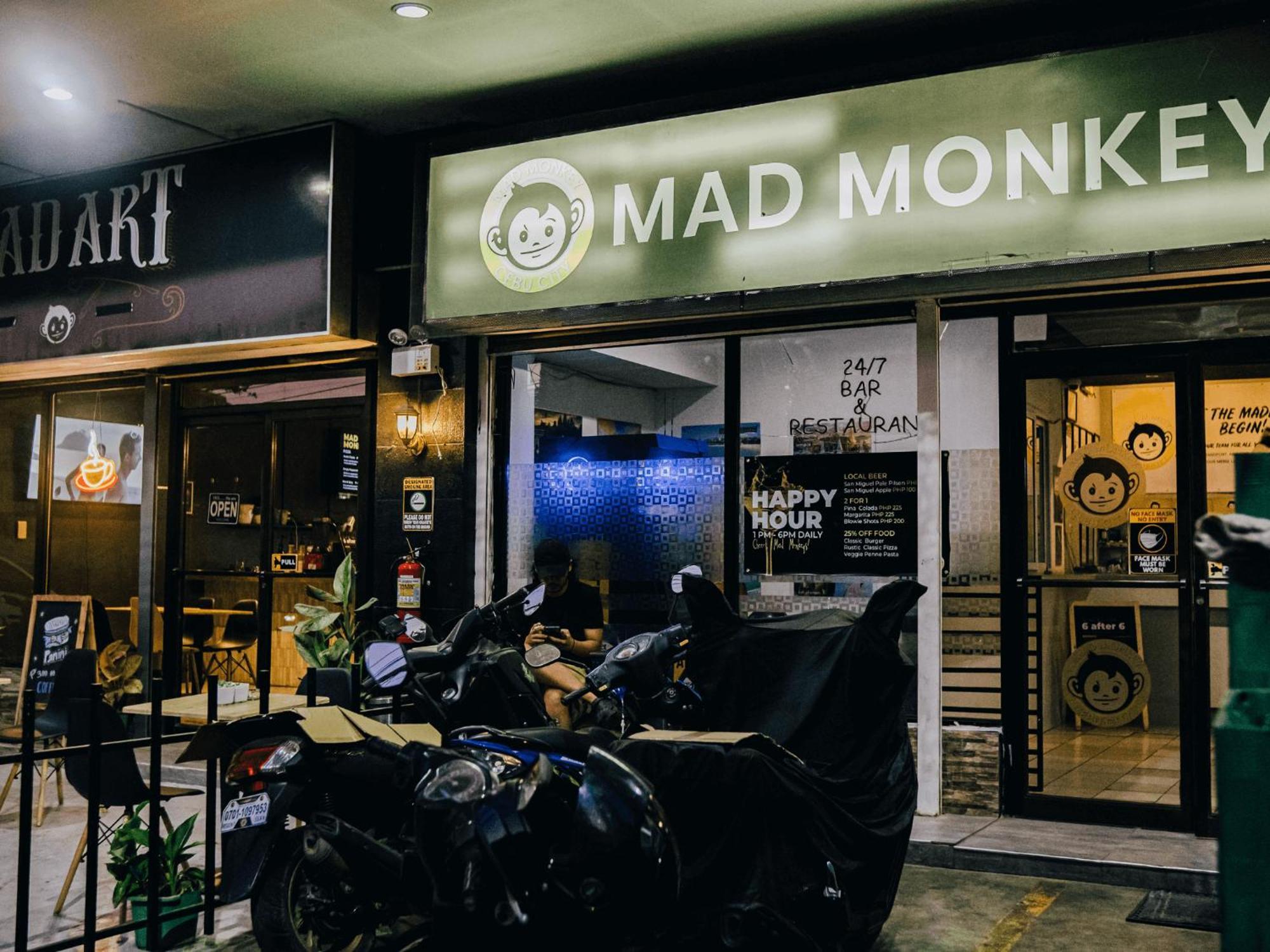 Mad Monkey Cebu City (Adults Only) Екстериор снимка