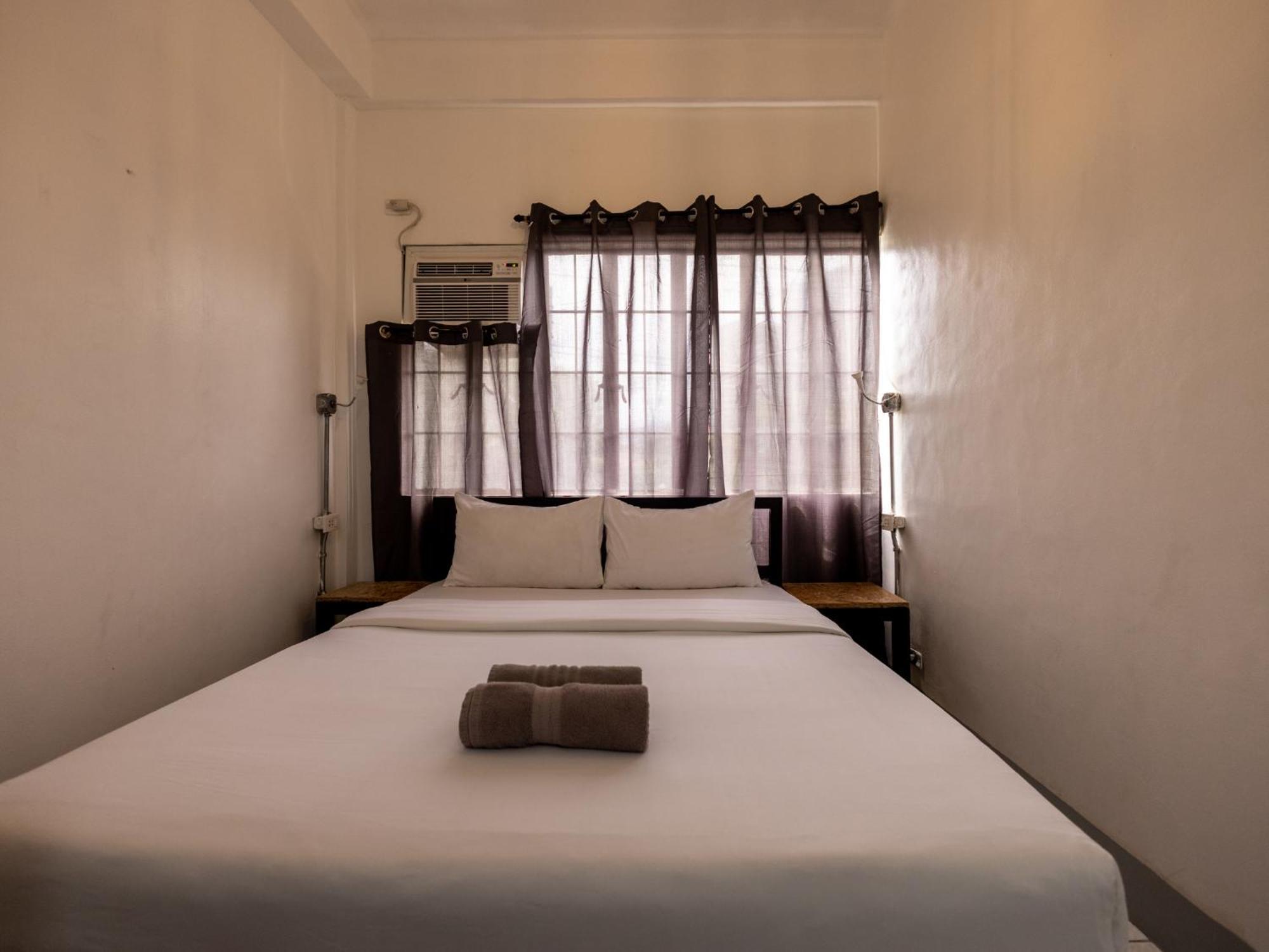 Mad Monkey Cebu City (Adults Only) Екстериор снимка