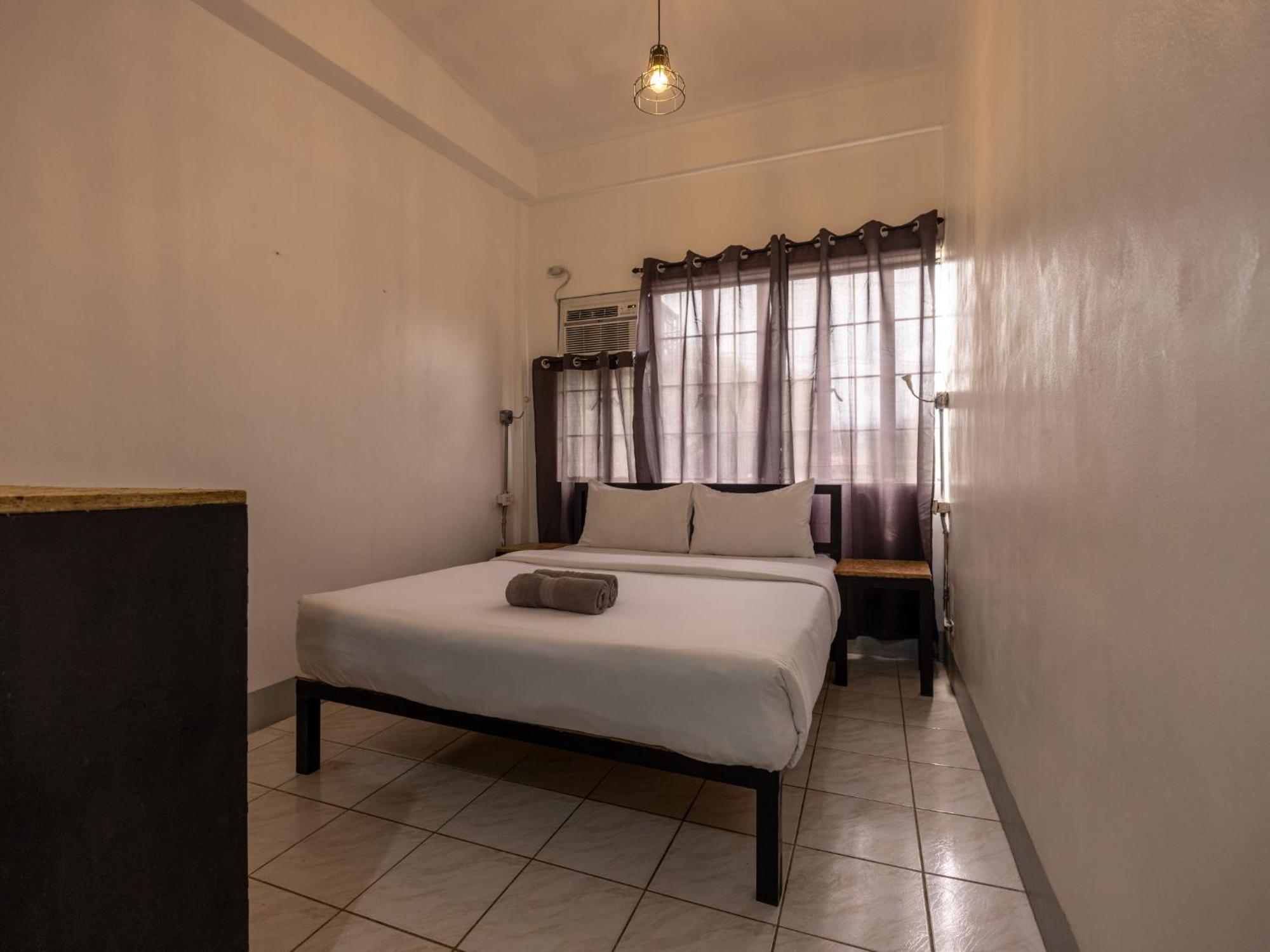 Mad Monkey Cebu City (Adults Only) Екстериор снимка