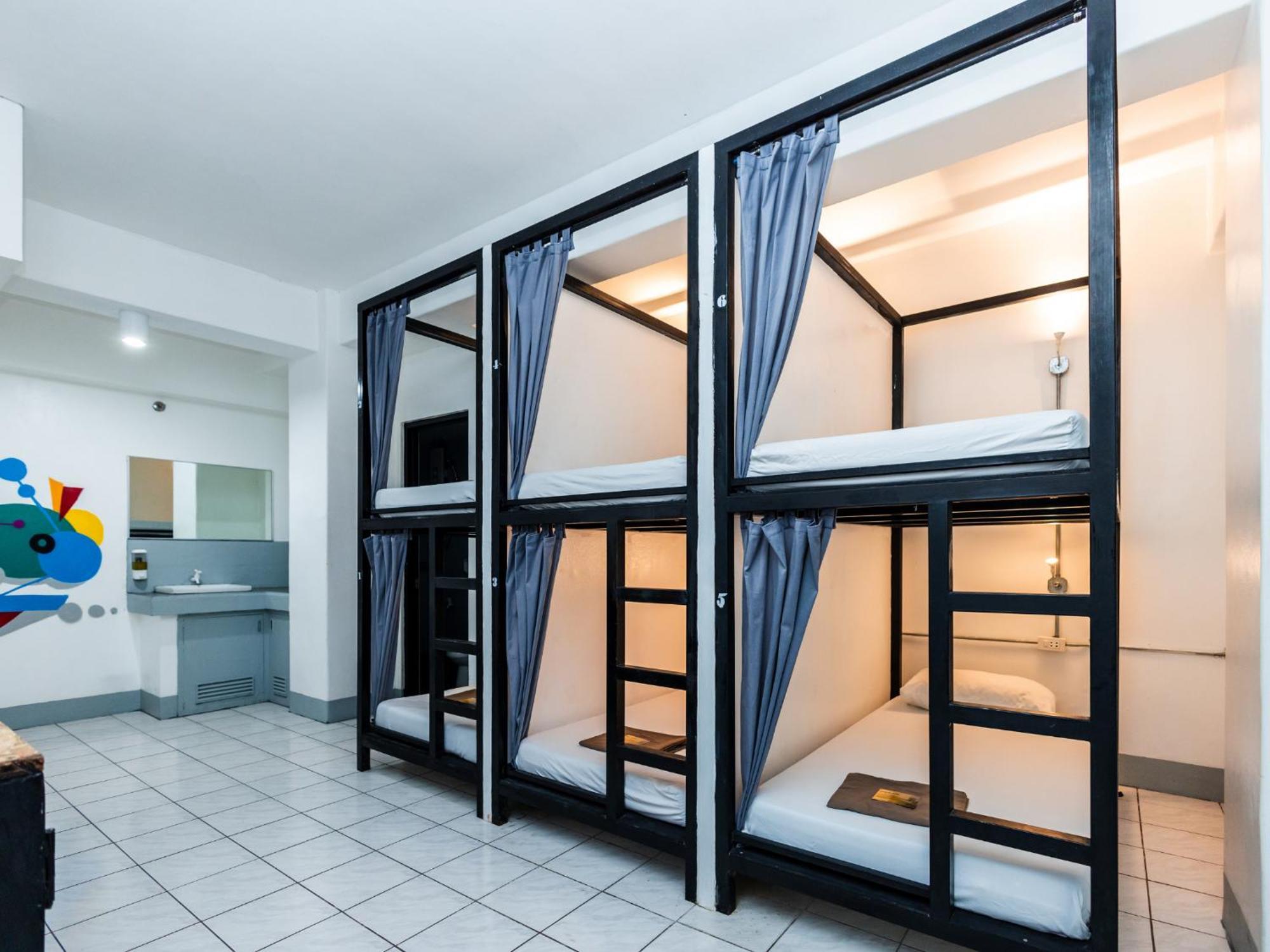 Mad Monkey Cebu City (Adults Only) Екстериор снимка