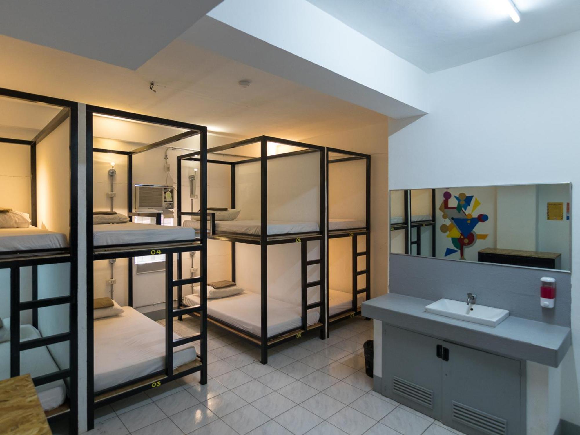 Mad Monkey Cebu City (Adults Only) Екстериор снимка