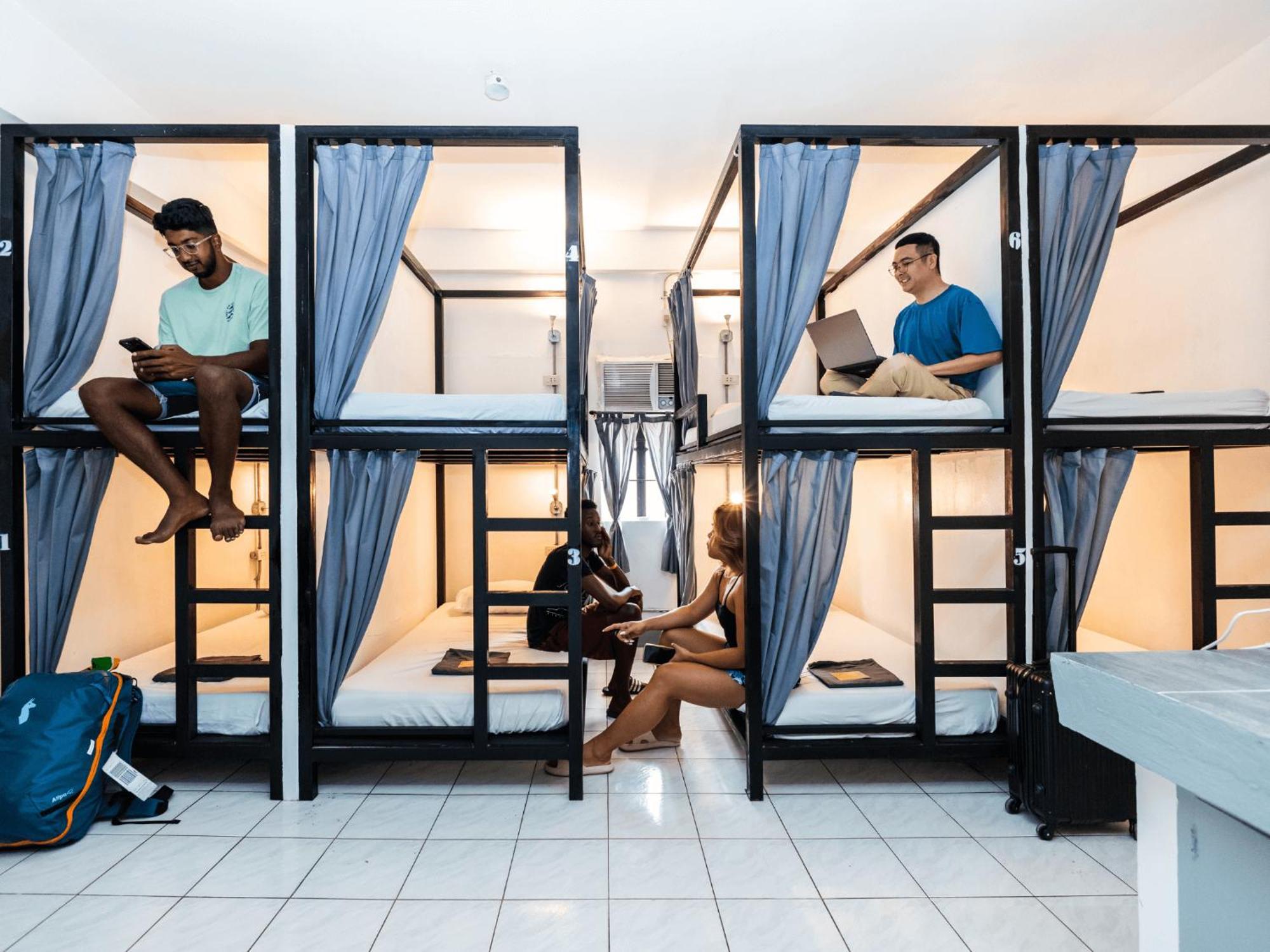 Mad Monkey Cebu City (Adults Only) Екстериор снимка