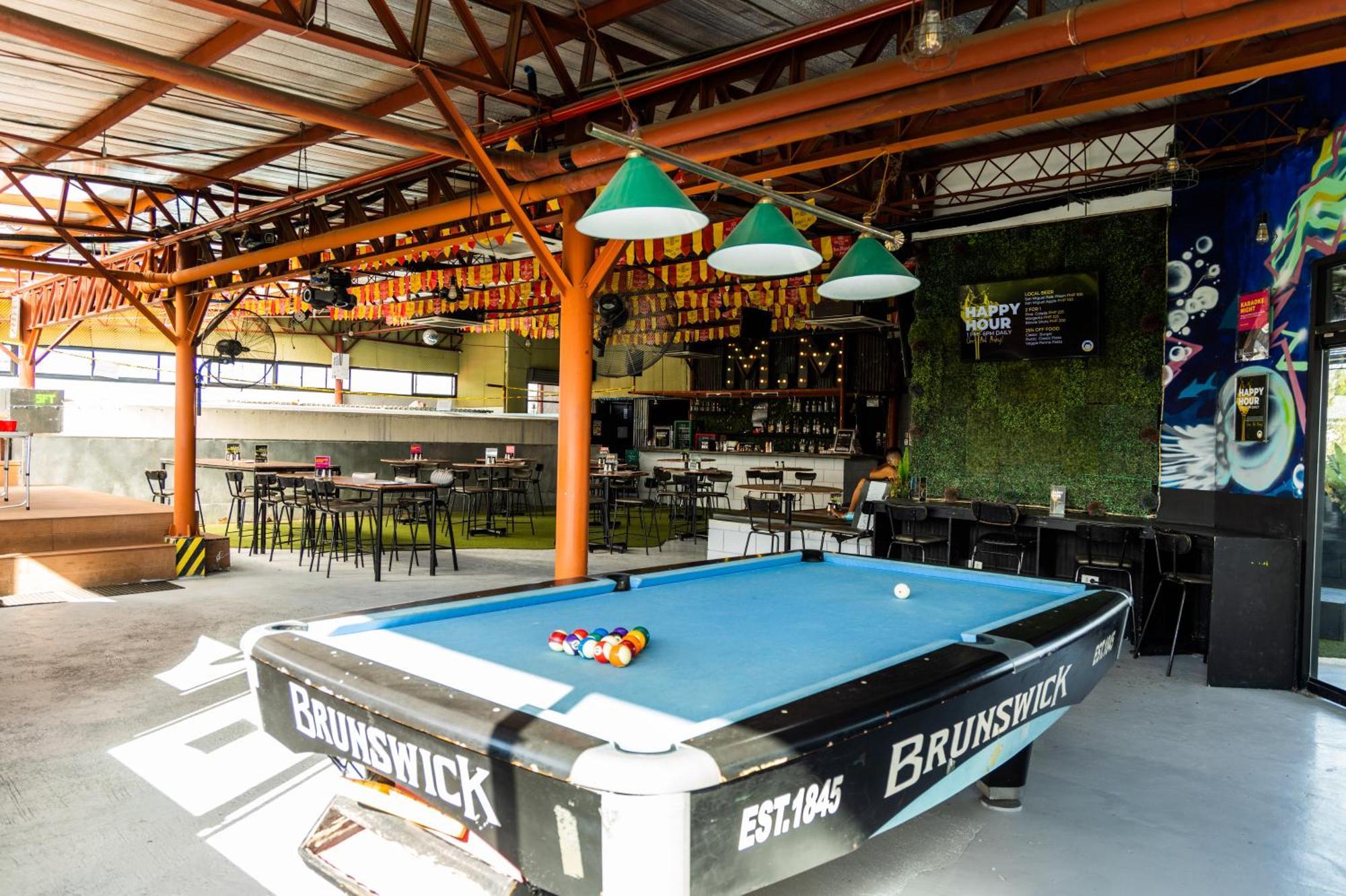 Mad Monkey Cebu City (Adults Only) Екстериор снимка