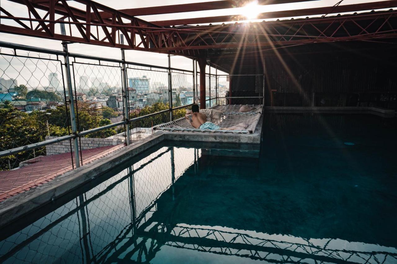 Mad Monkey Cebu City (Adults Only) Екстериор снимка